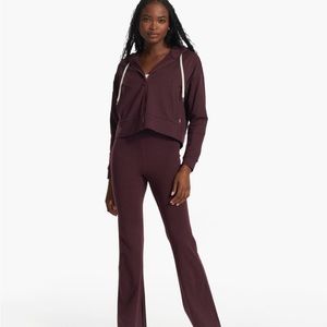 VUORI Granite high rise flare pant and crop zip up set